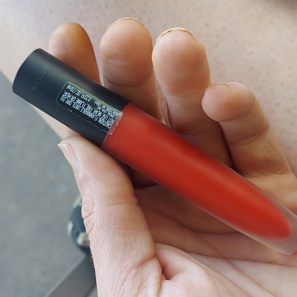 🍭💋Loreal Rouge I Don't Lipstick - Picture 2 of 9